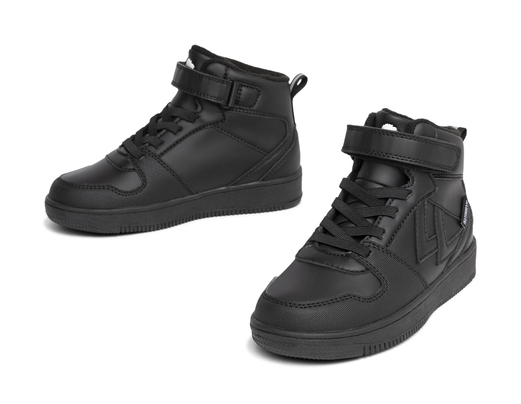 Lejon - Svarta Bailey - Fleecefodrade höga sneakers waterproof - Storlek 25 - Coola detaljer