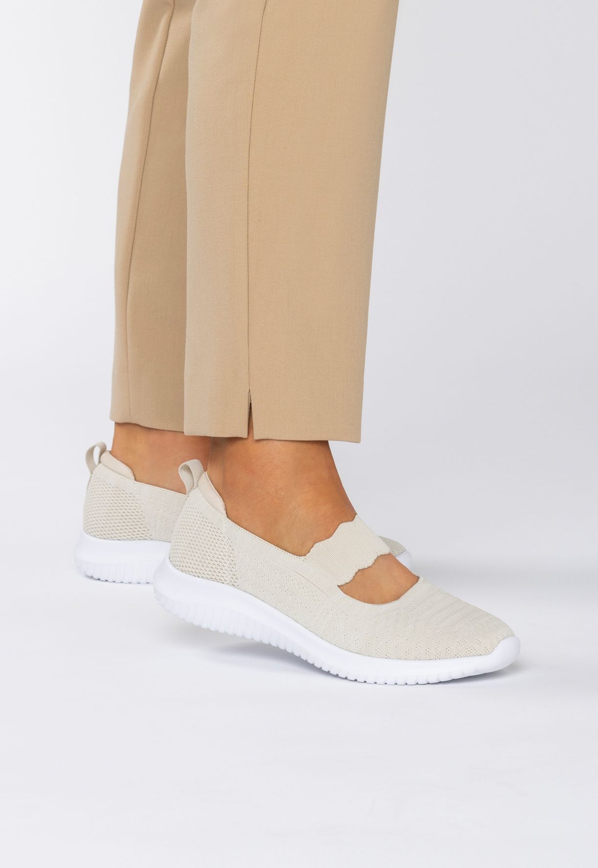 Clou Comfort - Beigea Biggan - Ballerinaskor - Storlek 38 - Lättviktssula